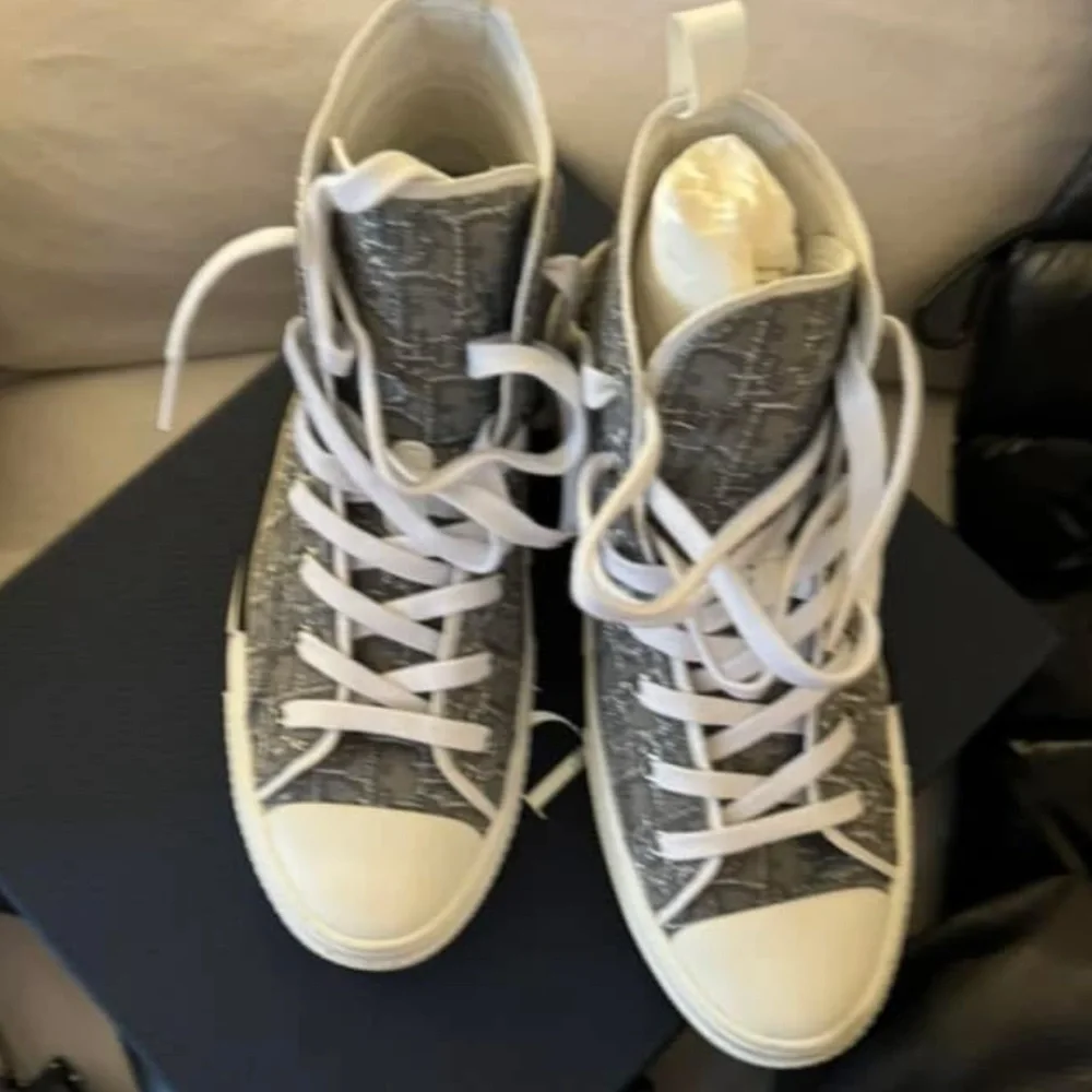 Dior B23 Gray men's hi top sneakers sz 42 $1200 - Picture 2 of 4